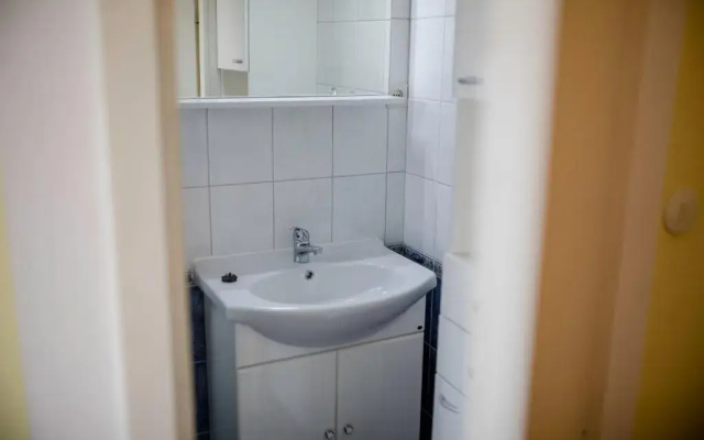 Apartments Debelić 3128