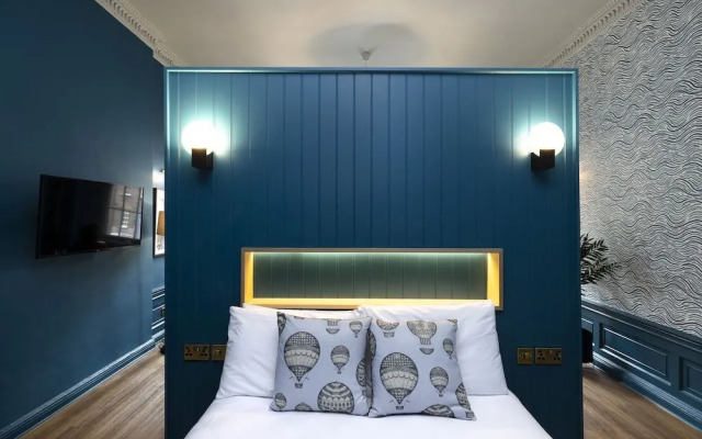 30 Castle Street Aparthotel
