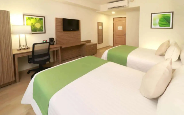 Wyndham Garden Valle Real