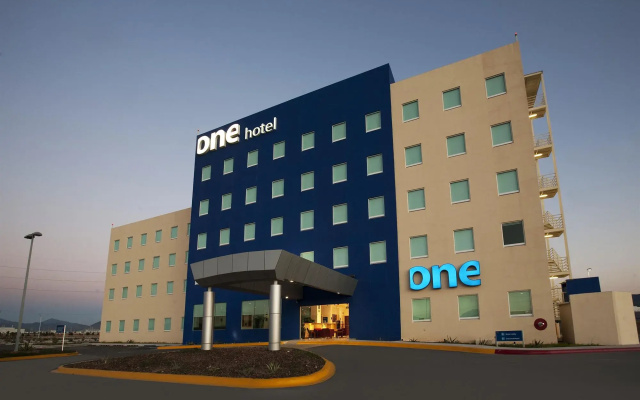 One Saltillo Derramadero