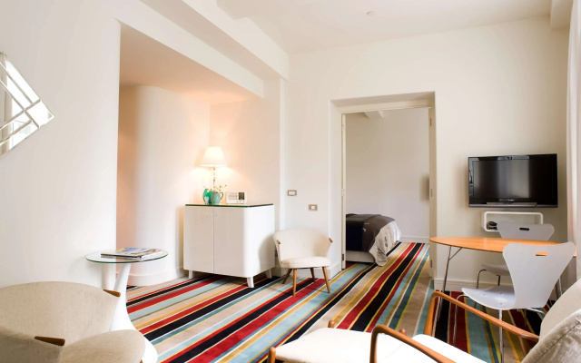 Hotel DeBrett
