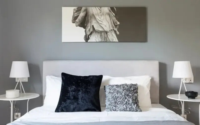 Zeus Temple View 2Bd Apartment By Upstreet