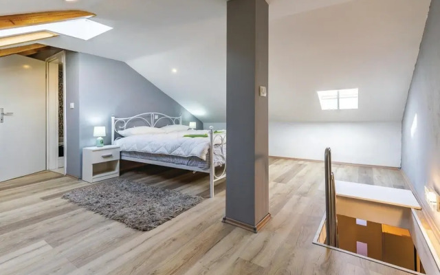 Amazing Apartment in Pula With Wifi and 2 Bedrooms