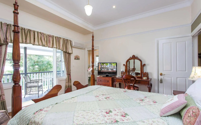 Elindale House Bed & Breakfast