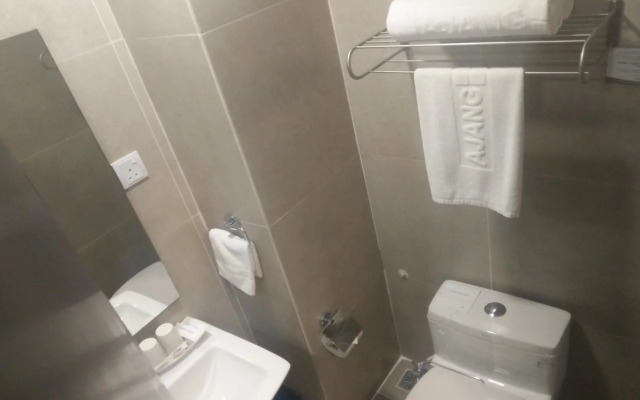 Ajang Hotel
