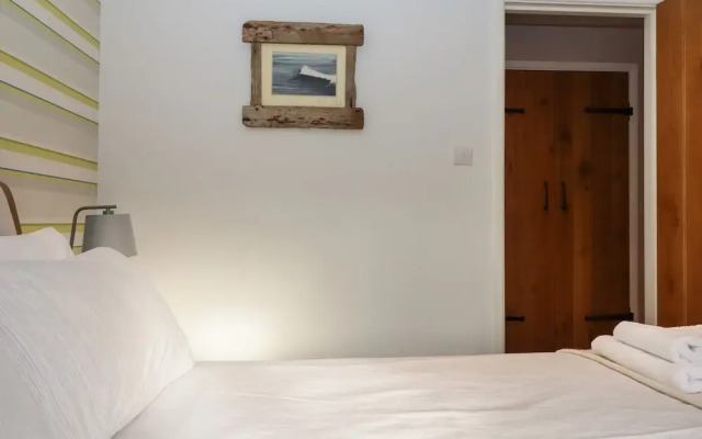 Waterland Farmhouse