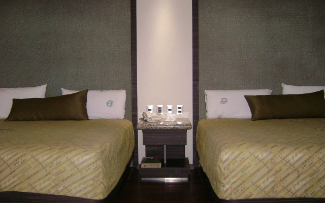 Holiday Inn Express Mexico Basilica by IHG