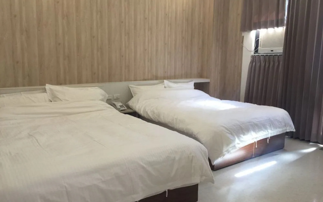 Jia-Jia Business Hotel