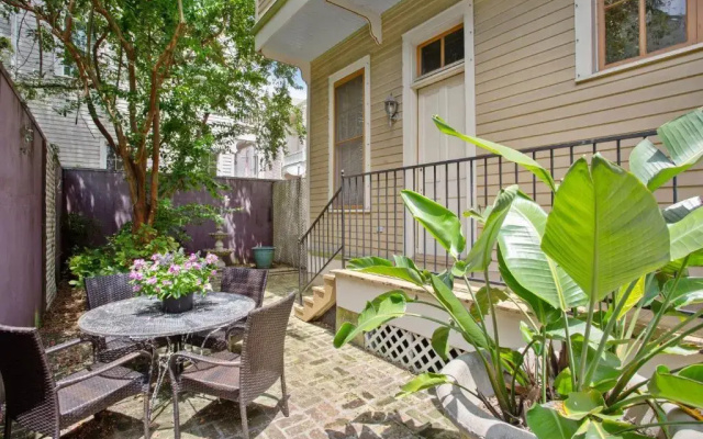 Maison Perrier Bed & Breakfast