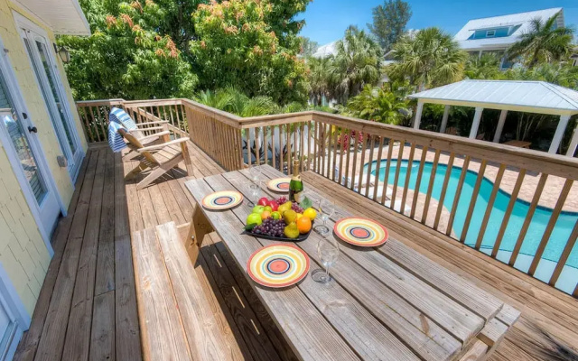 Cabana Breeze Apartment 4