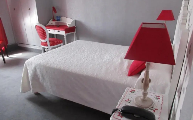Logis Hôtel le Trianon