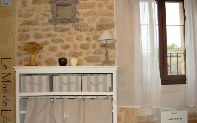 Maison dHôtes Le Mas de Lila