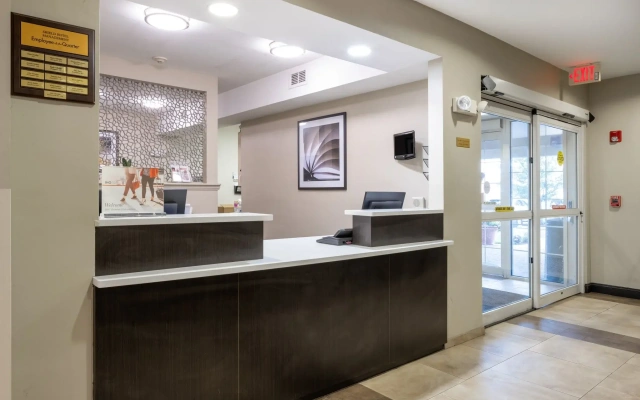 Candlewood Suites Windsor Locks Bradley Arpt by IHG