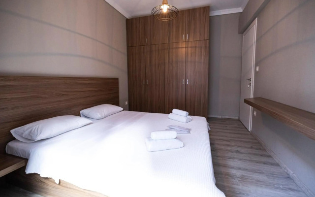 Delmare MQUEEN Apartment