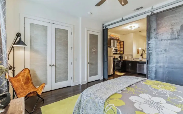 Dream Condo in Desirable West End!