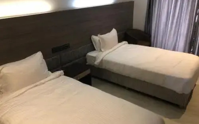 Hotel Sharanam