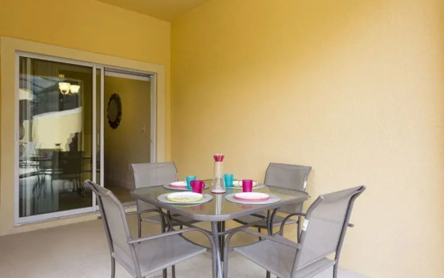 Bismarck Palm Townhome 8969