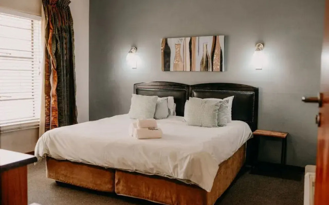 La Rona Hospitality Services