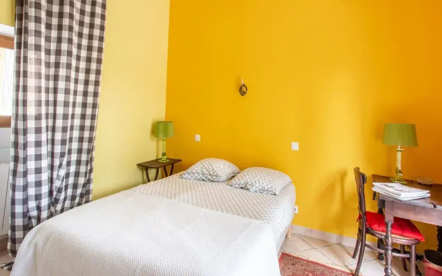 Cozy Holiday Home in Occitanie