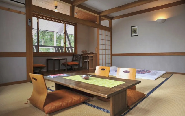 Gakuto Lodge