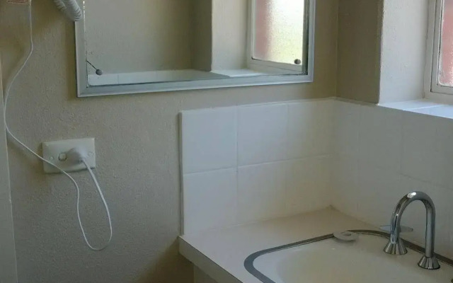 Canberra Carotel Motel