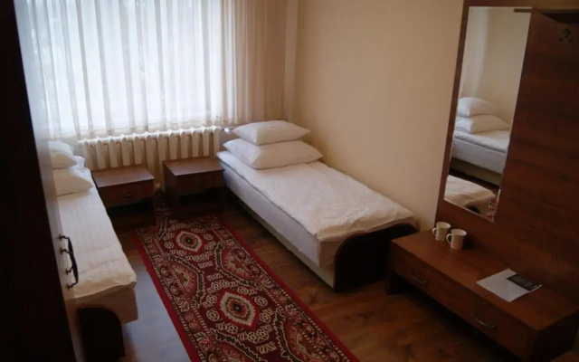 Nocleg pod Świerkiem