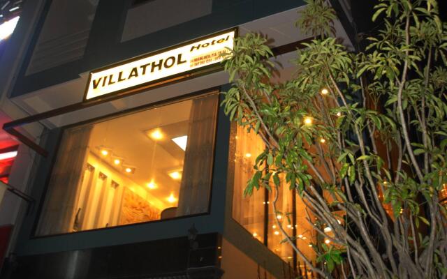 Отель Villathol Далат вид на фасад