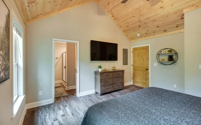 Ellijay Retreat w/ Access to Community Pools!