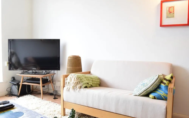 2 Bedroom Apartment in East London