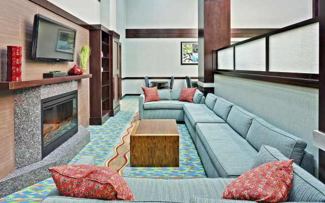 Holiday Inn Express Hotel & Suites New Philadelphia by IHG