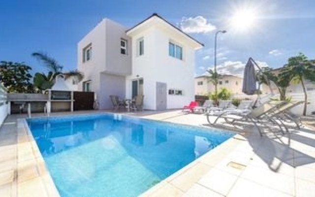 Отель Avra Villa 54 Кипр, Протарас - отзывы, цены и фото номеров - забронировать отель Avra Villa 54 онлайн бассейн