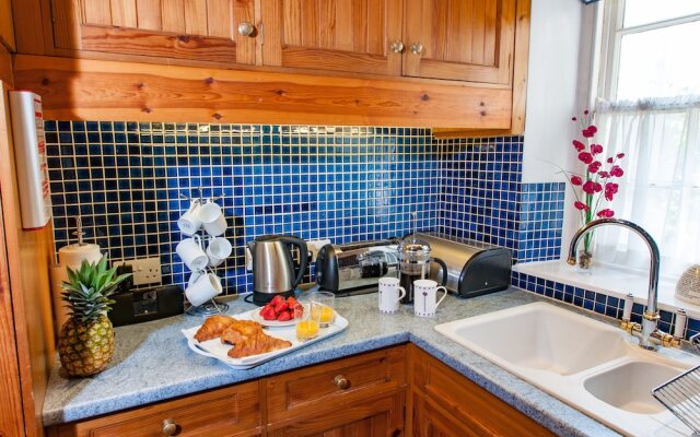Отель Royal Mile Apartments Великобритания, Эдинбург - отзывы, цены и фото номеров - забронировать отель Royal Mile Apartments онлайн