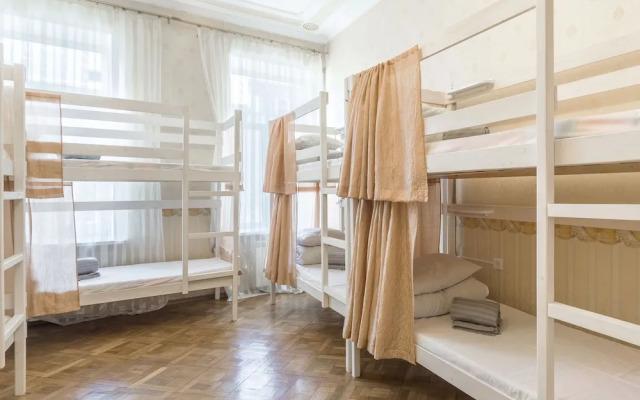 Saint Germain Hostel