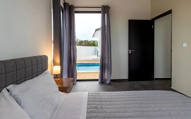 Brand New Immaculate 3-bed Villa in Grote Berg
