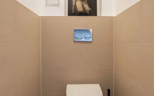 Studio Stubenbastei Check in 15h to 22h Only