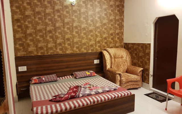 Raj Resort