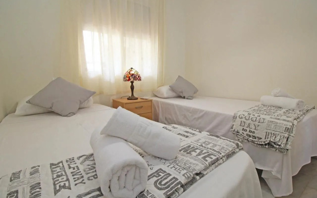 Del Parque Flats - Golf & Beach