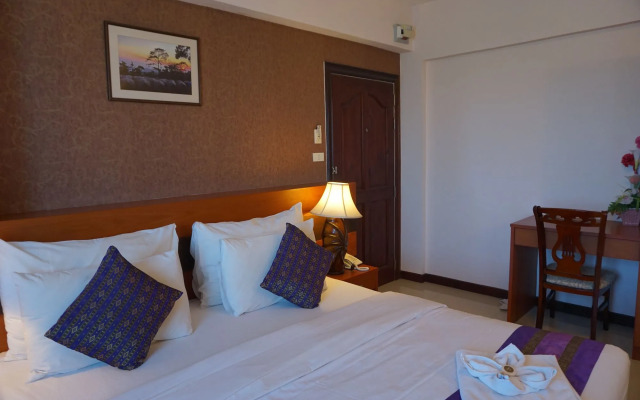 Kirimathani Hotel