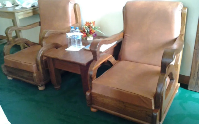 Flamingo Safari Lodge