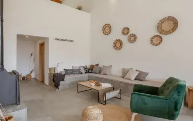 Lost Villa Boutique Hotel & Resorts