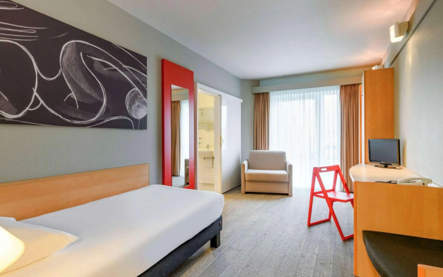 ibis Luebeck City