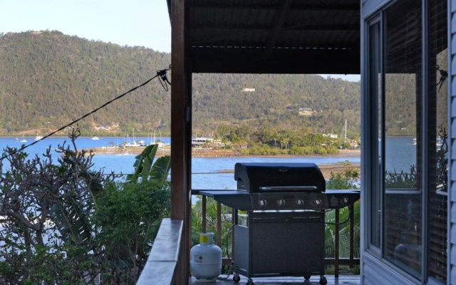 Airlie Getaway - Views