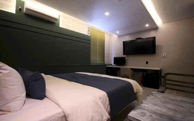 Club Hotel Seomyeon
