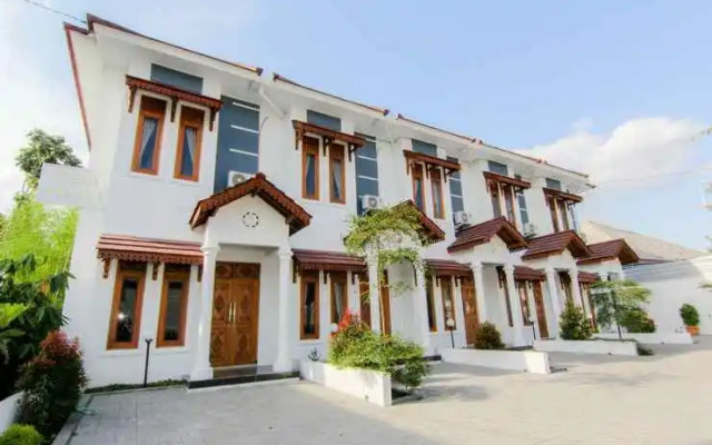 The Tyasha Syariah
