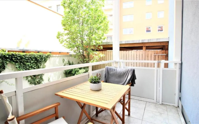 ➤Private Room - Heart of downtown with terrace