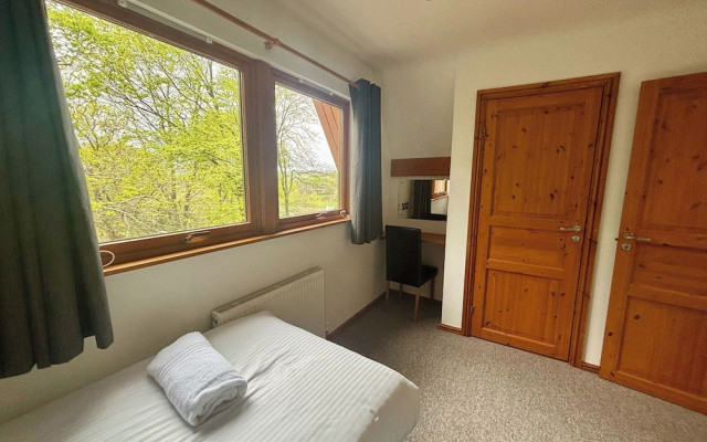 Acorn Lodge