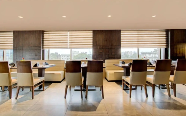 Milestone Hotel & Banquet