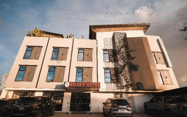 Rosey Hotel
