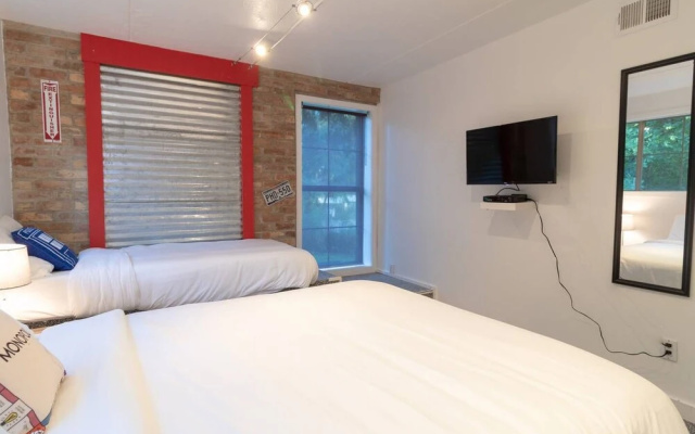 Award-winning Monopoly Themed Duplex with Games Room