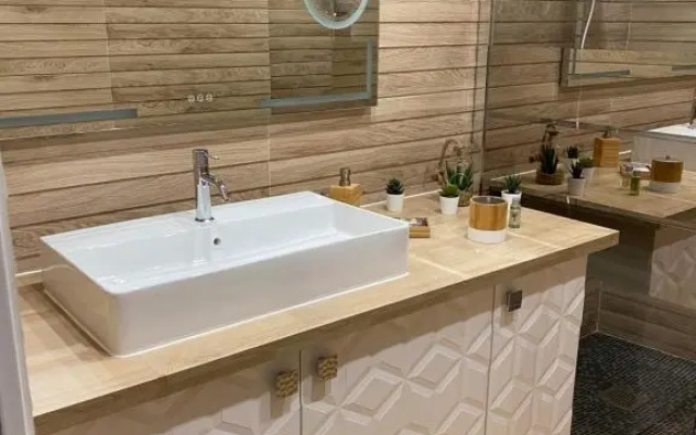 Cavaliere Apt 125M2 Piscine